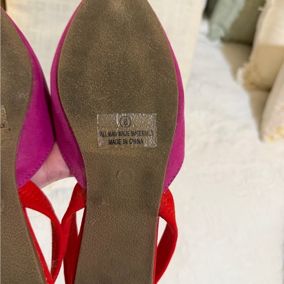 Lulus Mae Fuchsia and Red Suede Pointed-Toe Slingback Flats size 8 - Picture 4 of 7